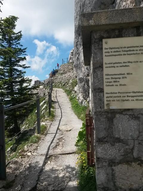 Aufweg zum Gipfel