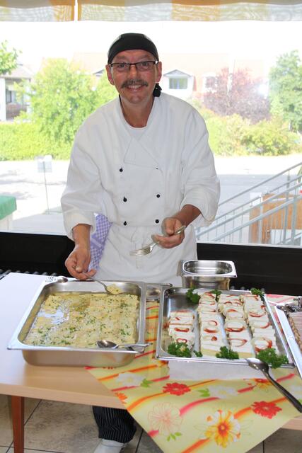 ...Sonnenwendfeier, bayerisches Brotzeitbuffet...