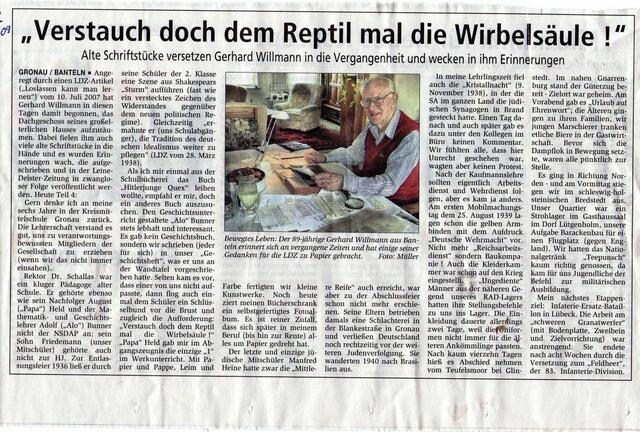 21)Der ehemalige Schüler, hochbetagt, Gerhard Willmann aus Banteln, verfasste einige Zeitungsartikel, basierend auf eigenem Schülerleben und dem Buch "Zeitlebens-Lebenszeit" von Eberhard Sievers, Loccum. Bezug:Buchhandlung Gronau, 05182 1412._ http://www.kreiszeitung.de/lokales/nienburg/eberhard-sievers-schreibt-sein-zeitzeugnis-jahrhunderts-2770059.html | Foto: LDZ