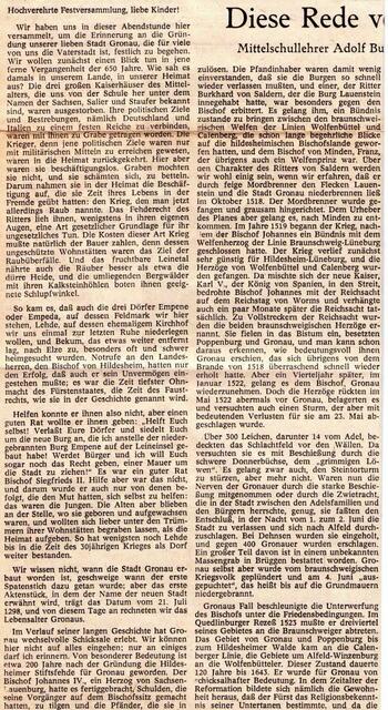 19)31028Gronau. Der legendäre Lehrer Adolf Bunner sprach auf dem Marktplatz zum 650.Gronau-Geburtstag. | Foto: LDZ