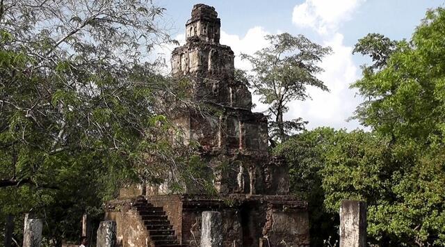 Stufenpyramide - Erinnerungen an Guatemala