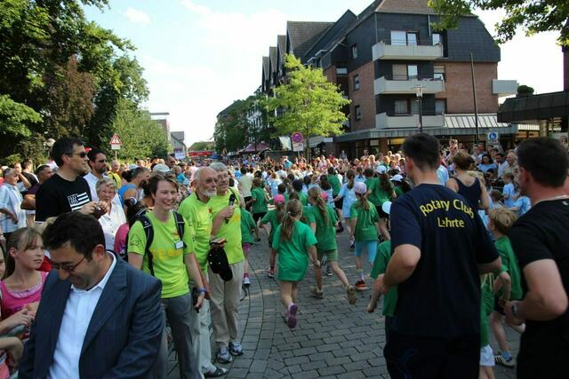 Zwei-Kilometer-Lauf beim 13. Lehrter Abend-City-Lauf des LSV | Foto: Hubert Lödding