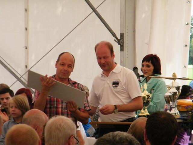 Scheckübergabe - Kinderheim