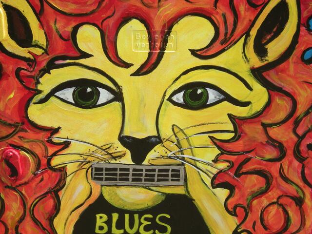 Lehrter Löwe spielt Blues auf der Mundharmonika.------Ich hoffe, Ihr seit alle da. Beim größten Bluesvestival, und Regen in Lehrte.