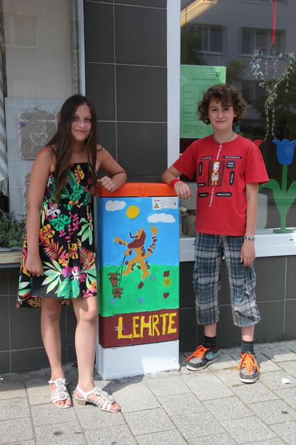 Grundschüler der Albert-Schweitzer-Schule; Teilnahme am Lehrter Malwettbewerb 07/2014