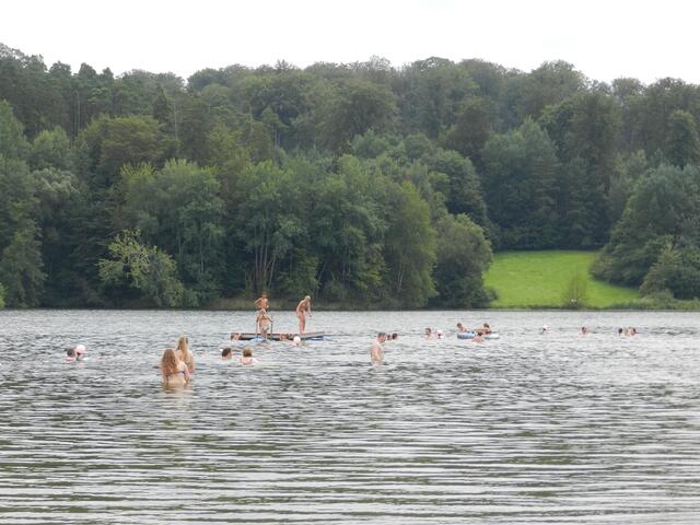 Viel Betrieb im Wasser.