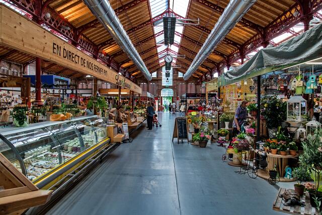 In der Markthalle