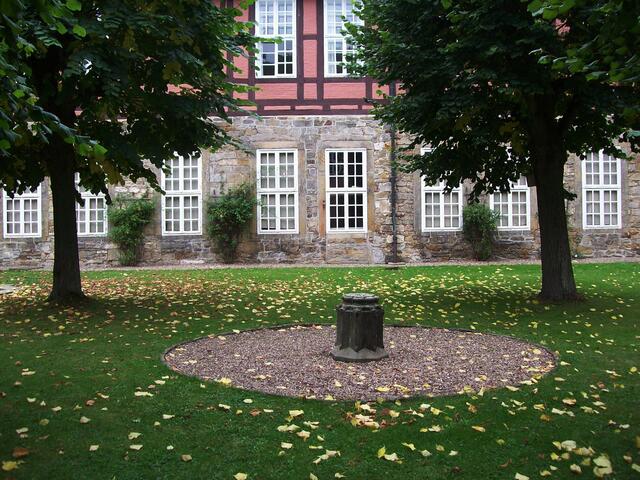 September: Kloster Loccum, Innenhof
