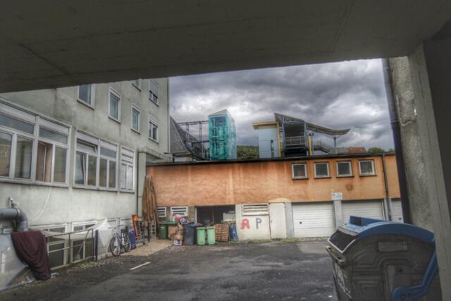 Hinterhof - Bahnhofsvorplatz Marburg / Lahn - Großbaustelle vor dem Hauptbahnhof am 14.08.2014. | Foto: KDH / SDS Marburg