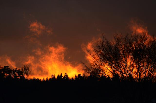 der Himmel brennt