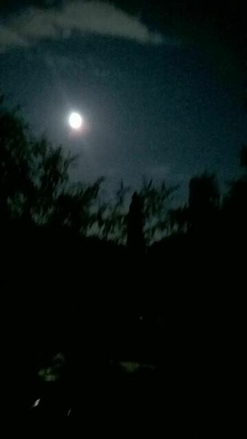 Der Mond ist sehr nah