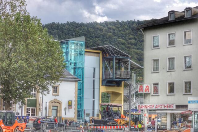 Bahnhofsvorplatz Marburg / Lahn - Großbaustelle vor dem Hauptbahnhof am 14.08.2014. | Foto: KDH / SDS Marburg