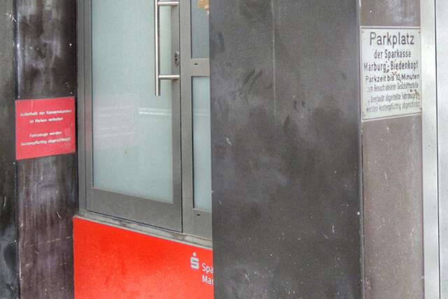 Sparkasse Marburg - Biedenkopf in der Bahnhofstraße am Hauptbahnhof : Ob das so bleibt? | Foto: KDH / SDS Marburg