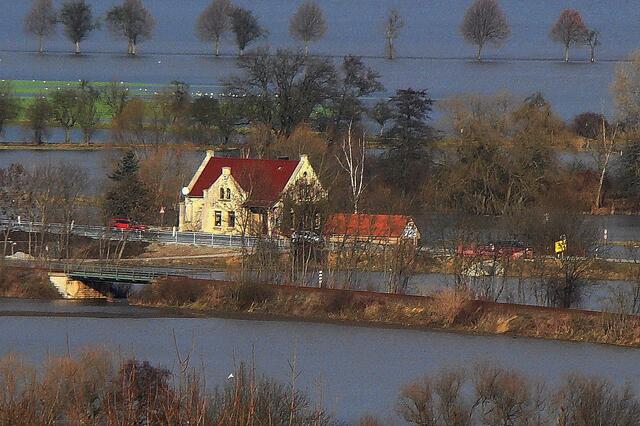Klesla, Mai, Naumburg- Zollhaüschen im Hochwasser