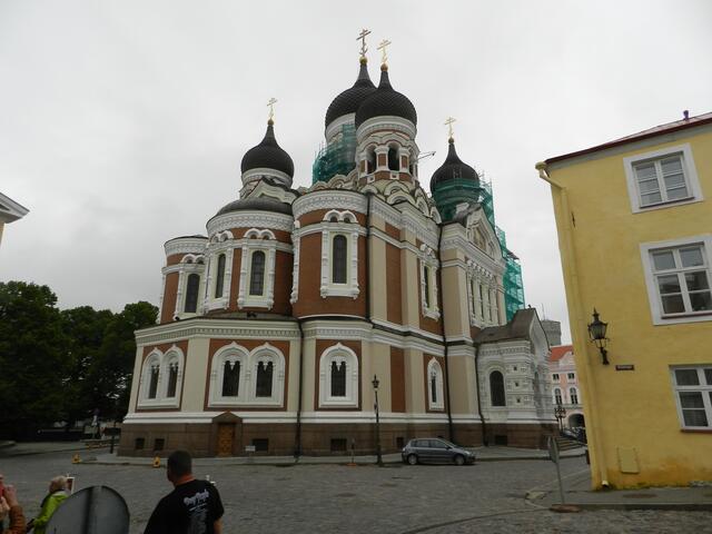 Die Alexander-Newski-Kathedrale, mit 5 Türme.