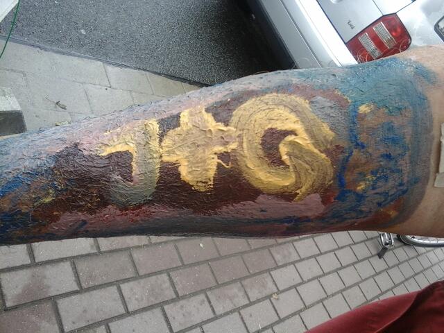 auch der Arm des Fotografen erhielt eine tolle Zeichnung von Josefine und Greta !