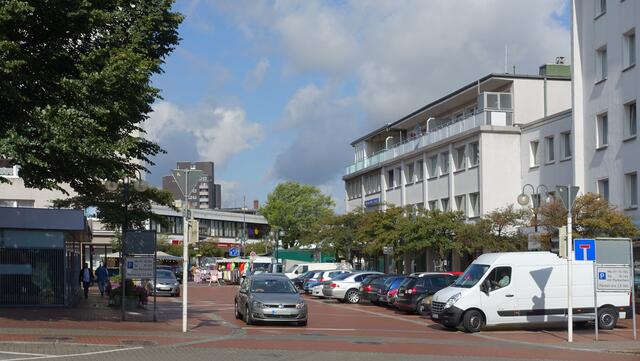 Blick von der Berliner in die Chemnitzer Straße (Foto: Helmut Kuzina)
