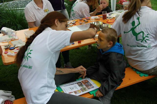 Kinderschminken fand großen Anklang.