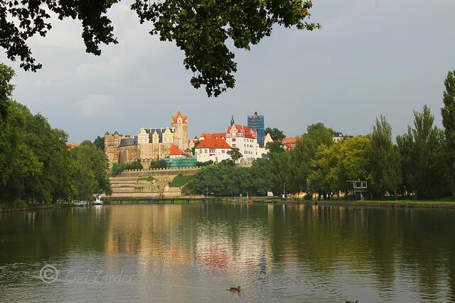 der Blick von Bernburgs berühmtester Ausfluggaststätte Reimanns