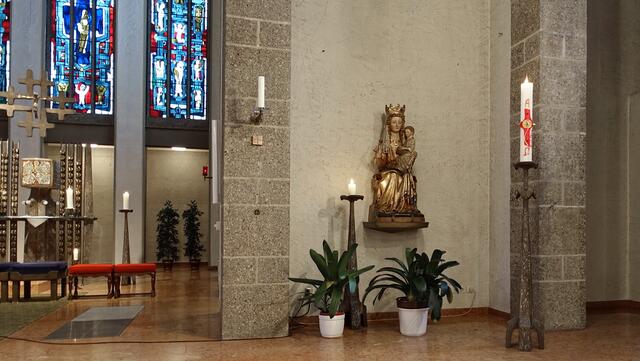 Eine historische Muttergottes-Statue in St. Michael. Foto: Helmut Kuzina