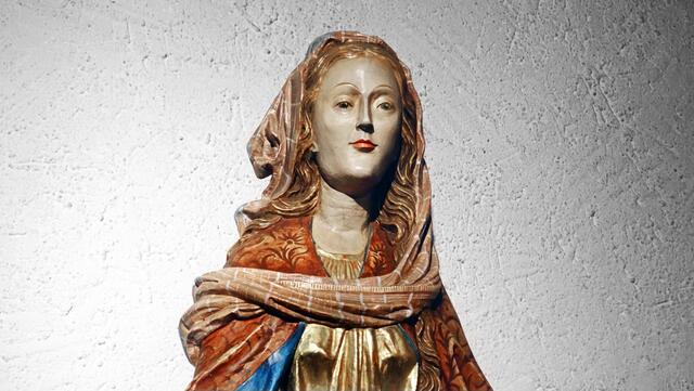 "Schutzmantel-Madonna" in der Turmkapelle von St. Michael. Foto: Helmut Kuzina