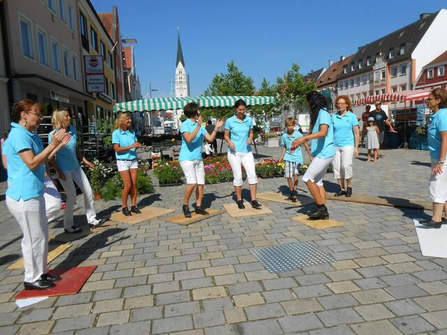 Juli: Stepptanz beim "Sommer in der Stadt Pfaffenhofen"
