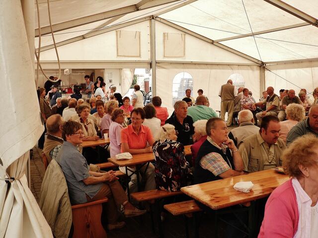 Die “Schönburger Blasmusikanten“ in Krawinkel am 30.8.2014 !