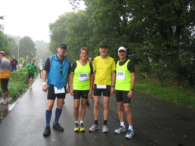 Reiner, Birgit, Wolfgang und Jürgen am Start