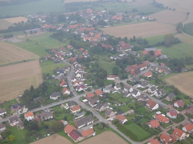 .....und schon sind wir wieder in.......ähm.....über Bisperode.