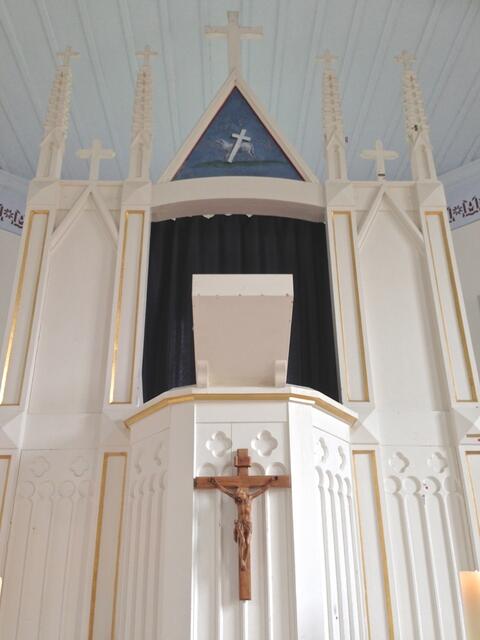 Neugotischer Kanzelaltar von 1883