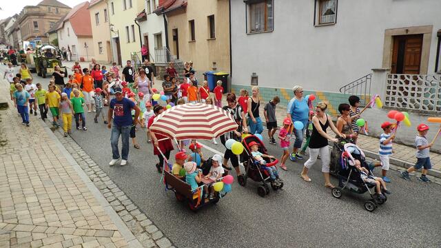 Festumzug zum 20 jährigen Weinfest in Nebra - 6.9.2014 !
