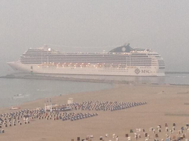 Leider verschwindet sie im Nebel - MSC Poesia