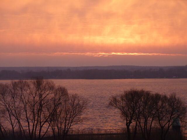 Sonnenaufgang über dem Schwielowsee (Januar)