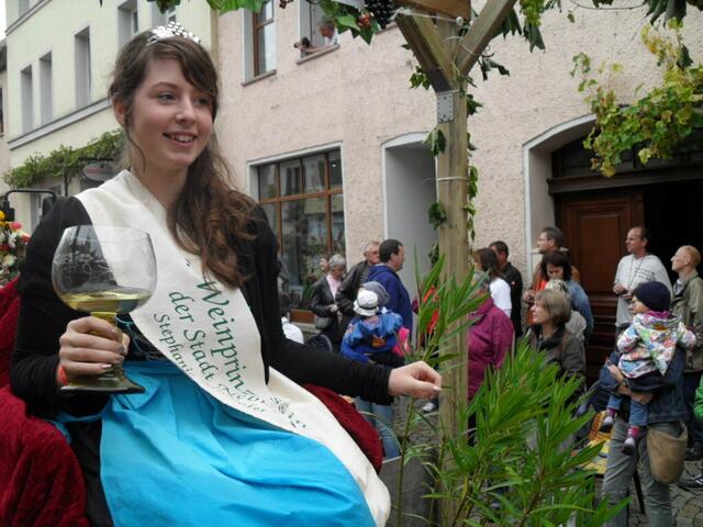 Stephanie grüsst...