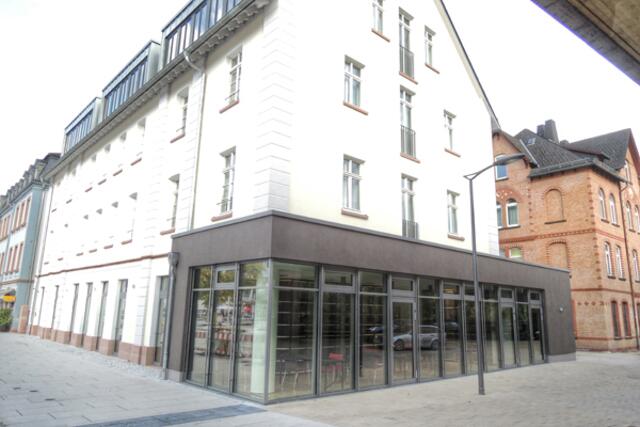 Ansicht vom Anfang des neuen Bahnhofvorplatzes. | Foto: KDH / SDS Marburg