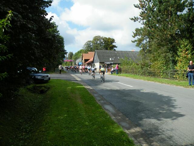 29. Das Feld in Höhe des Ziels.