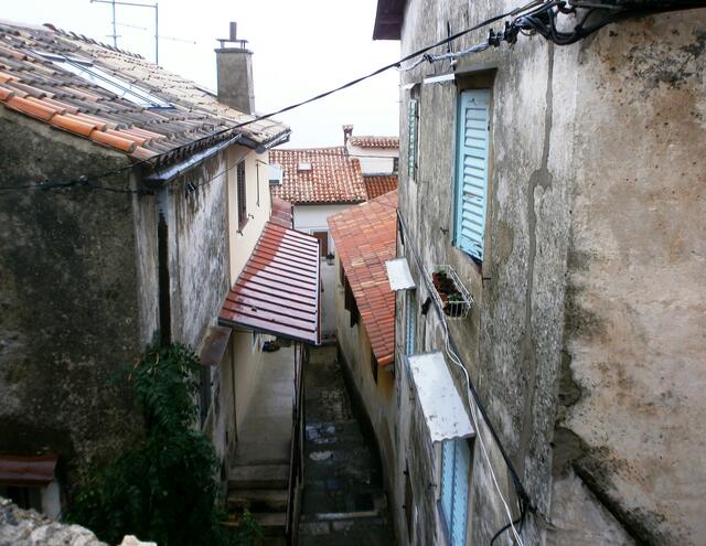 Weiter führte uns der Bürgermeister auf seine außergewöhnliche Art und Weise durch das kleine Örtchen mit seinen ca. 100 Einwohnern.