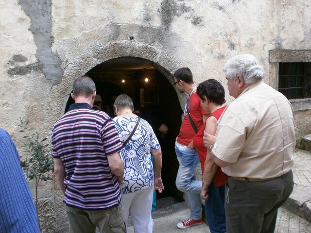 auf unserem Weg zu der ca. 300 Jahre alten Olivenölmühle