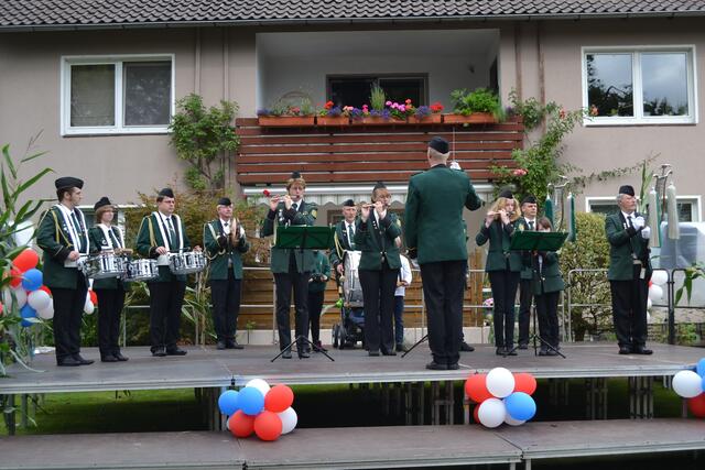 Als 2tes spielte der Spielmannszug aus Engensen
