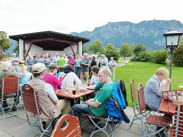 Musikalische Darbietung des Männergesangvereins aus der Nähe von "Aschebersch" | Foto: Angelika Prem