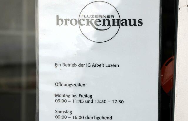 Das Brockenhaus, eine Art Soziales Kaufhaus an der Klosterstrasse 14 ist ein "Muss" für Insider.