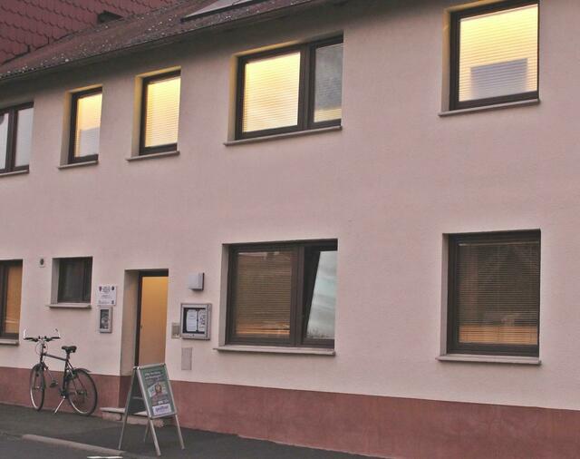 Im 1. Obergeschoß des Hauses in der Biegenstraße 7 ist die Ausstellung des Heimat- und Geschichtsvereins Kirchhain zu finden.