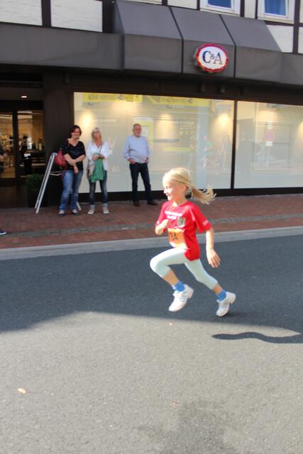 Flink. Helen Mia Zachert. | Foto: Axel Kiehne