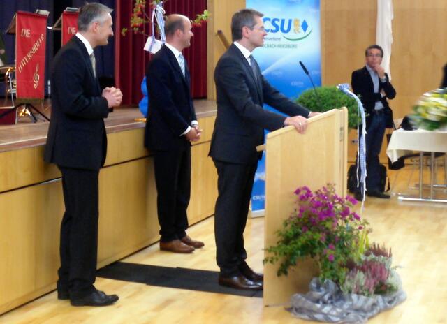 Die drei Gastgeber: v. l. Hansjörg Durz MdB, Peter Tomaschko MdL und Augsburgs Landrat Martin Sailer