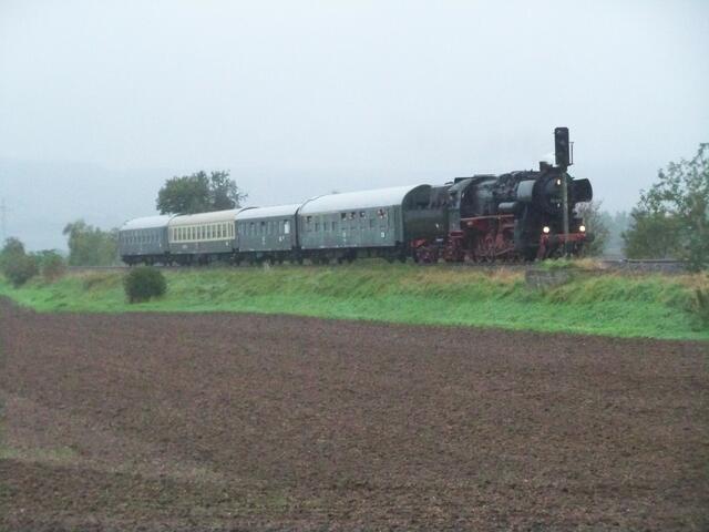 52 8154-8 Einfahrt in den Hp Kleinjena 13.9.2014