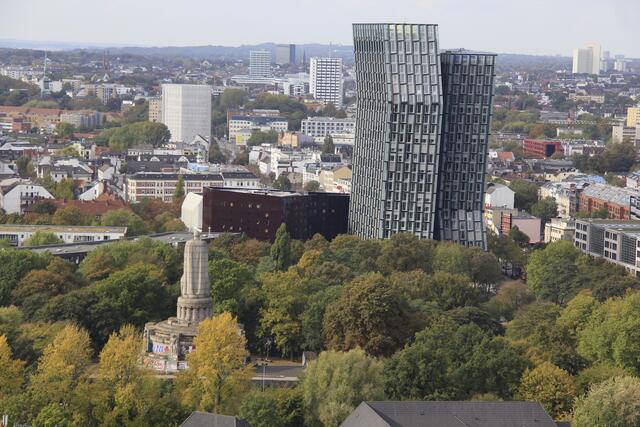 Vom Michel aus zeigt sich wie Bismarck von dem Park eingeschlossen wird.