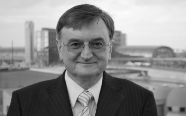 Dr. Erwin Lotter