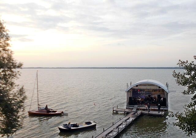 Schwimmende Bühne am Steinhuder Meer 29.08.2014