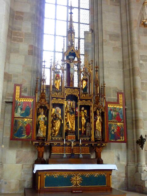 Ein Seitenaltar
