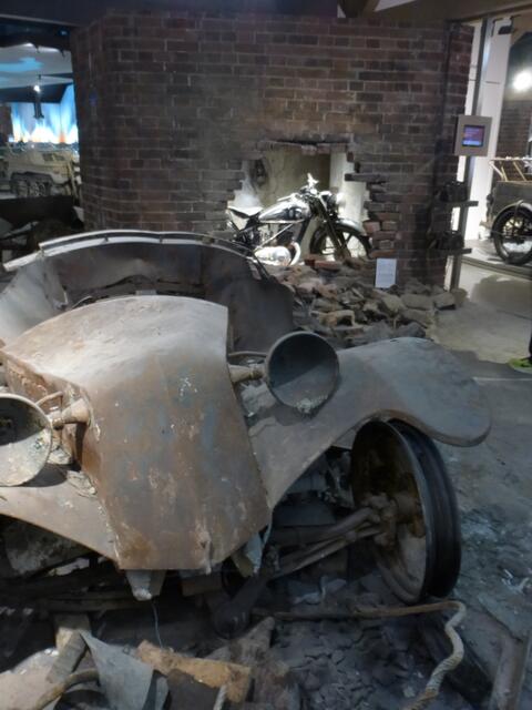 Dann kam der Krieg dazwischen.